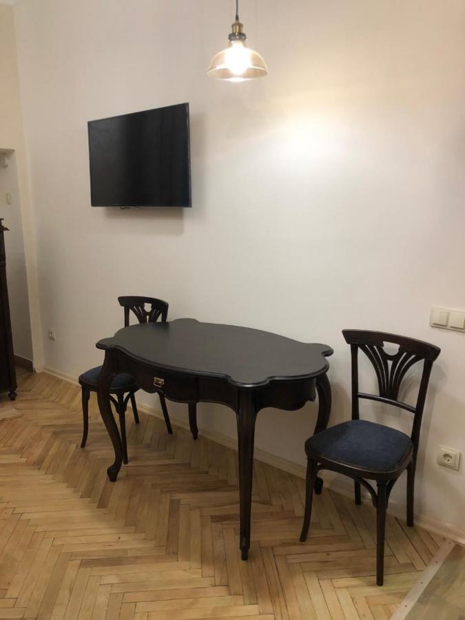 Apartament Tugan Baranovskogo ลวีฟ ภายนอก รูปภาพ